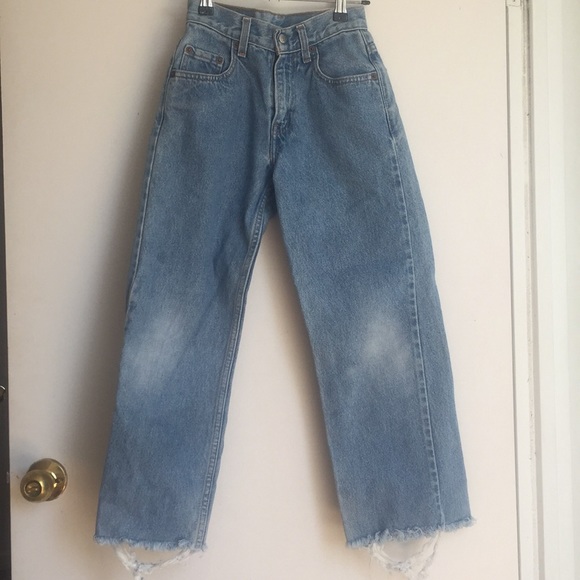 Vintage Levi 23’ petite - Picture 1 of 3